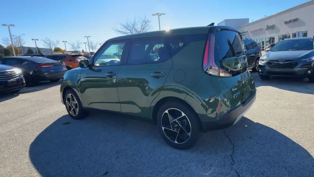 Thumbnail: 2023 Kia Soul - 6