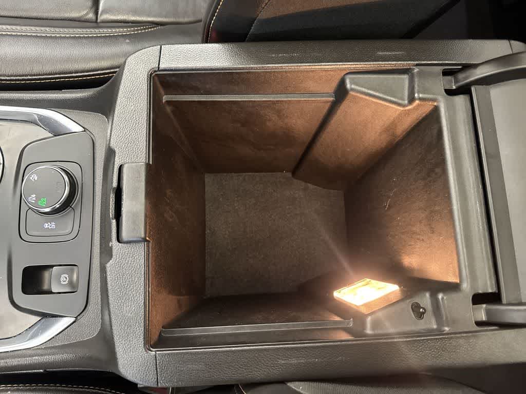 Thumbnail: 2018 Chevrolet Traverse - 42