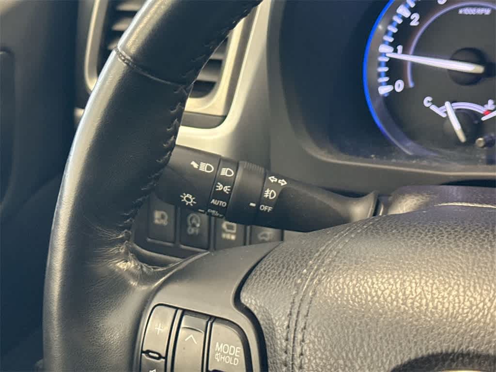 Thumbnail: 2018 Toyota Highlander - 30