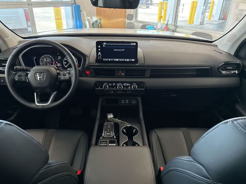 Thumbnail: 2025 Honda Pilot - 19