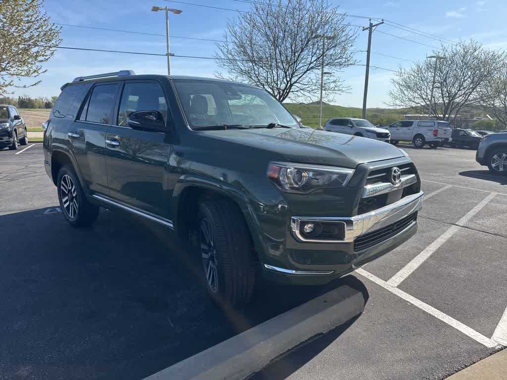 Thumbnail: 2022 Toyota 4Runner - 4