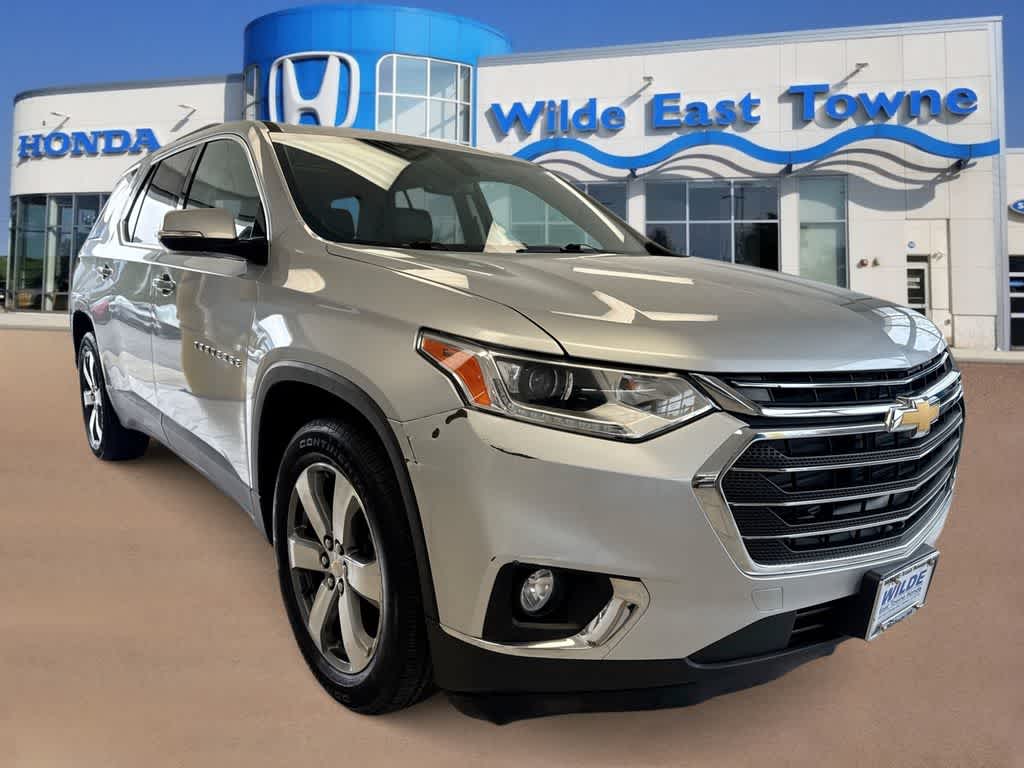 Thumbnail: 2018 Chevrolet Traverse - 2