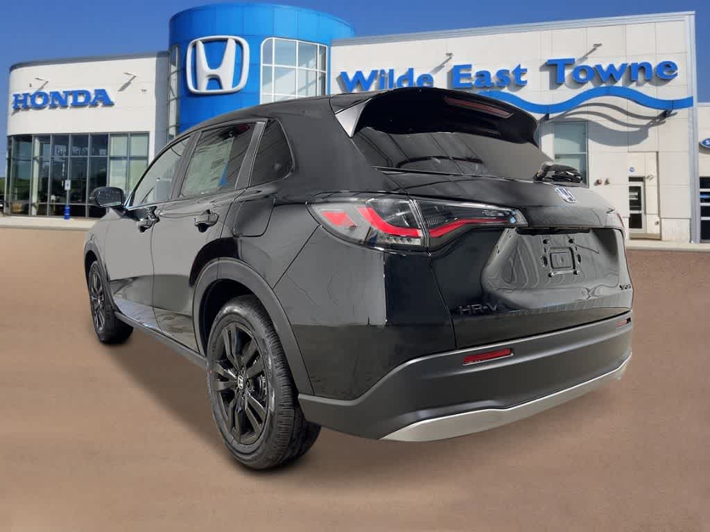 Thumbnail: 2026 Honda HR-V - 3