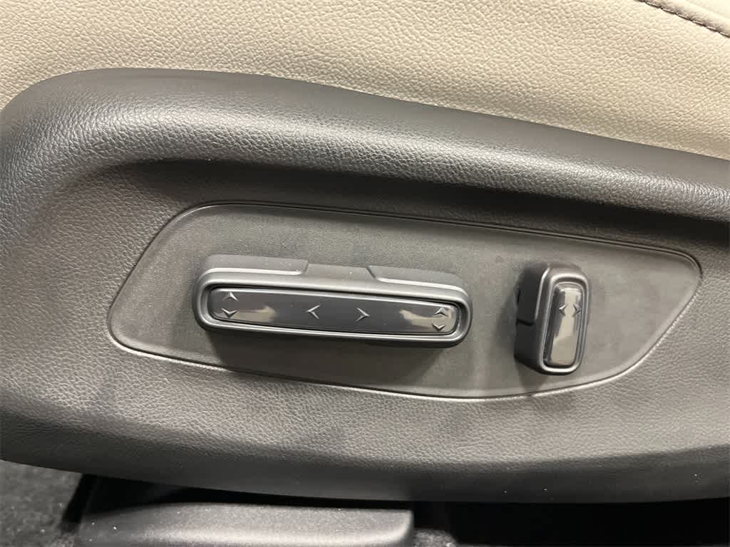 Thumbnail: 2026 Honda HR-V - 14