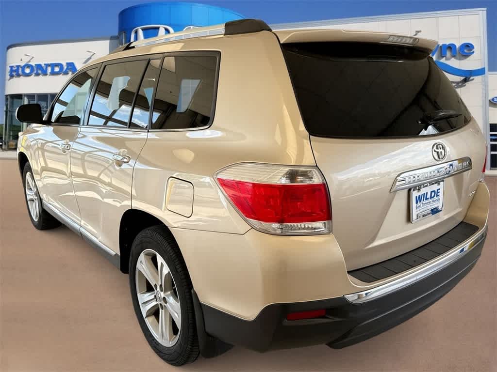 Thumbnail: 2013 Toyota Highlander - 6