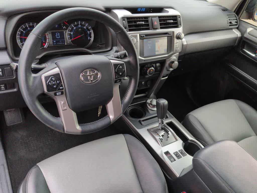 Thumbnail: 2019 Toyota 4Runner - 10