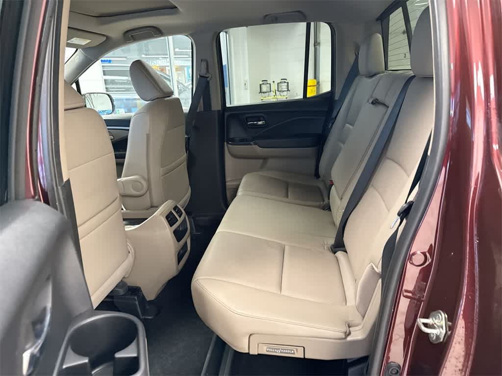 Thumbnail: 2019 Honda Ridgeline - 21