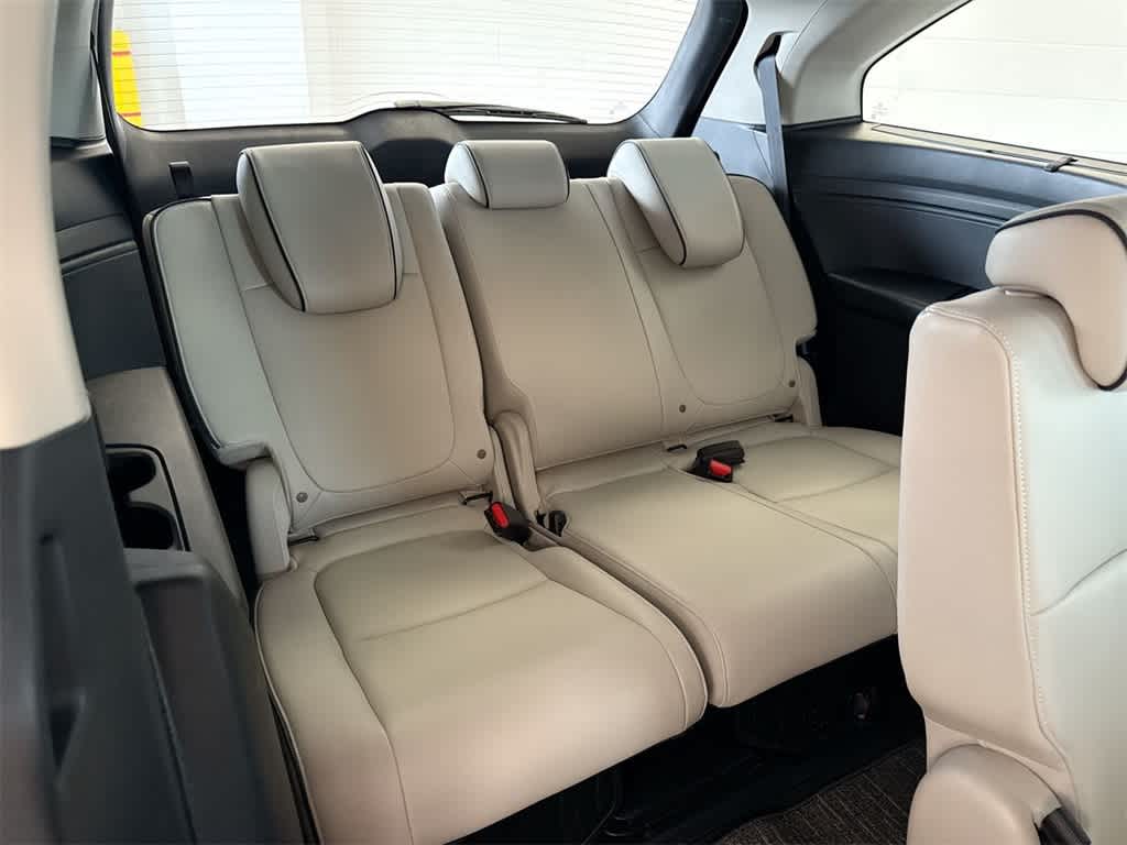 2025 Honda Odyssey Touring 24