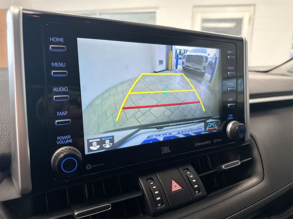 Thumbnail: 2020 Toyota RAV4 - 31