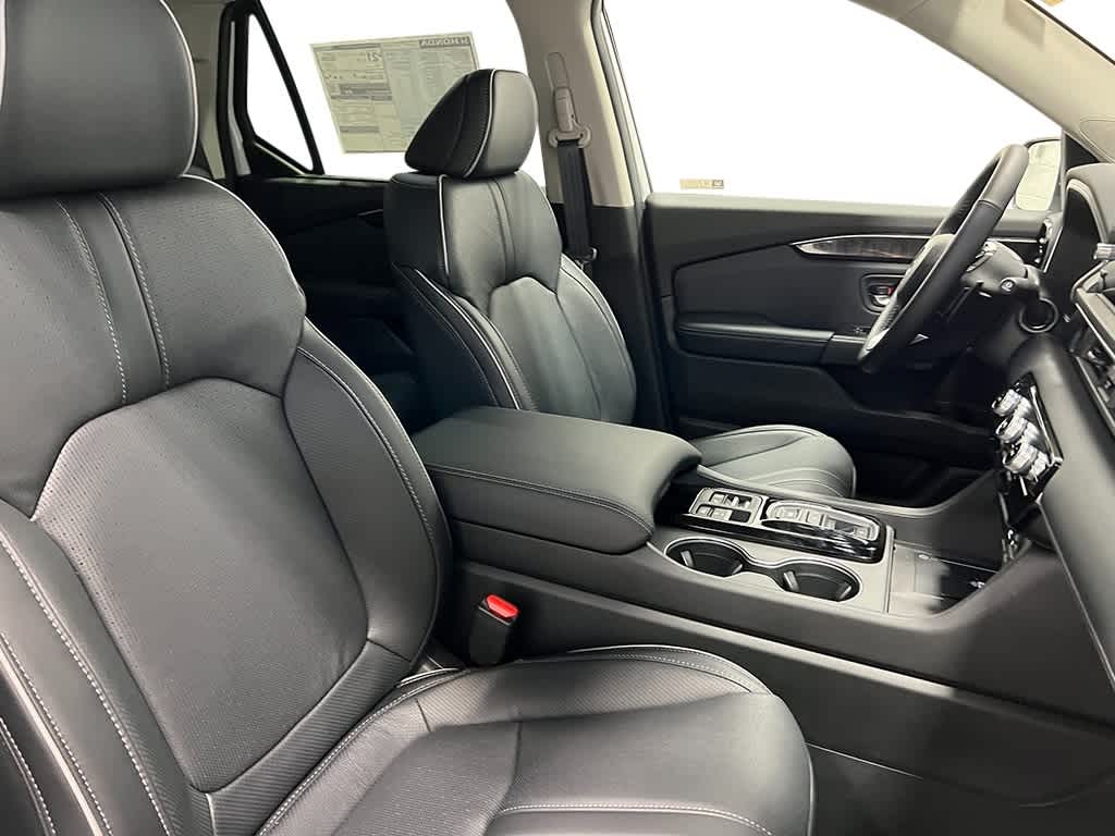 Thumbnail: 2025 Honda Pilot - 42