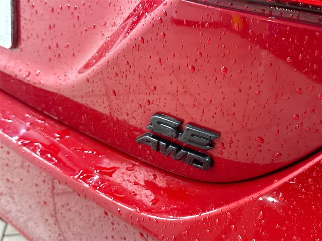 Thumbnail: 2022 Toyota Camry - 11