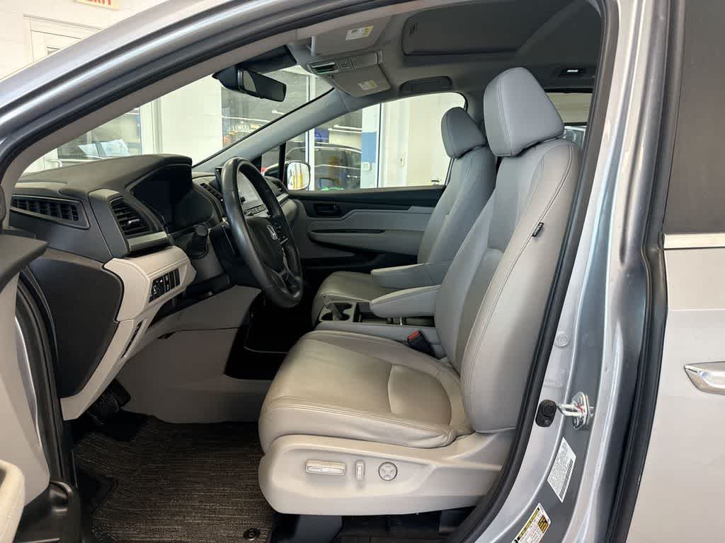 Thumbnail: 2023 Honda Odyssey - 19