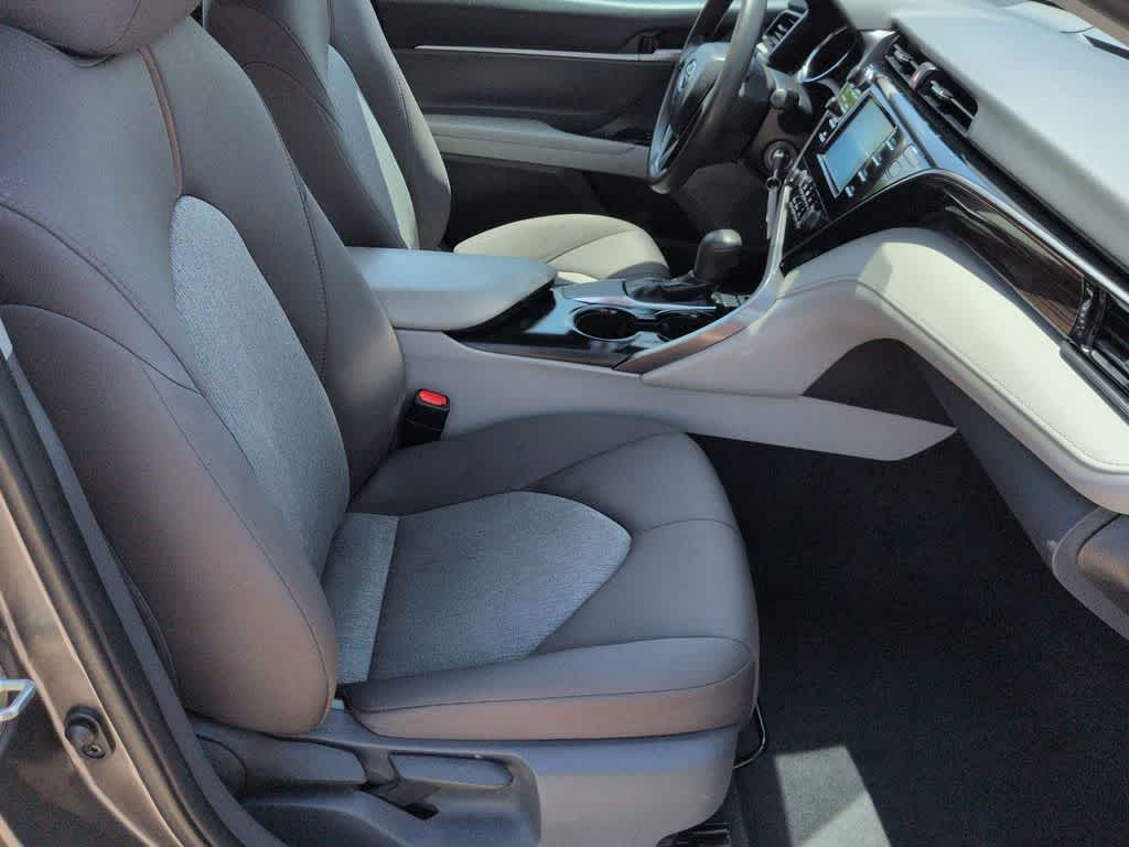Thumbnail: 2019 Toyota Camry - 21