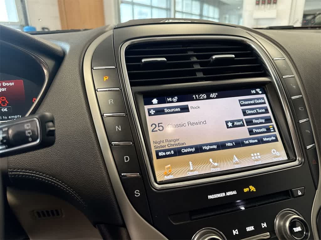 Thumbnail: 2019 Lincoln Nautilus - 33