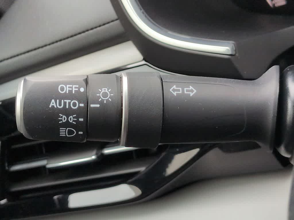 Thumbnail: 2023 Acura MDX - 31