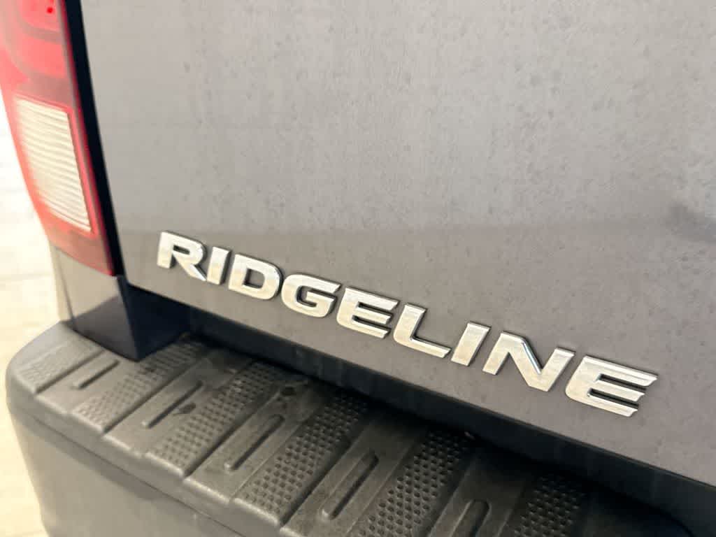 Thumbnail: 2021 Honda Ridgeline - 17
