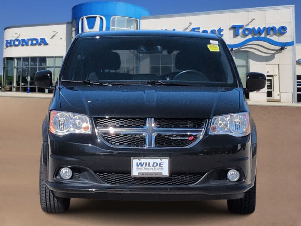 Thumbnail: 2020 Dodge Grand Caravan - 2