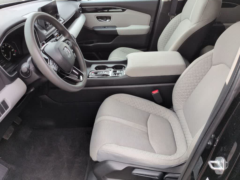 Thumbnail: 2023 Honda Pilot - 18