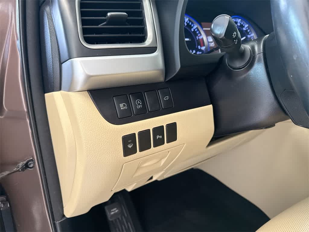 Thumbnail: 2018 Toyota Highlander - 41