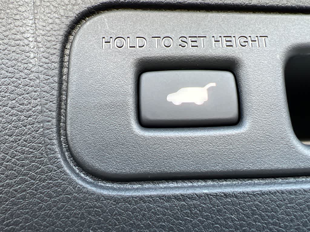 Thumbnail: 2026 Honda Pilot - 25