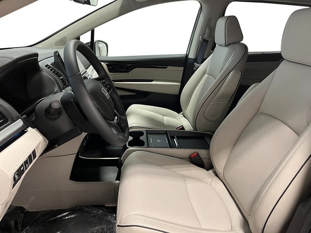 Thumbnail: 2026 Honda Odyssey - 16