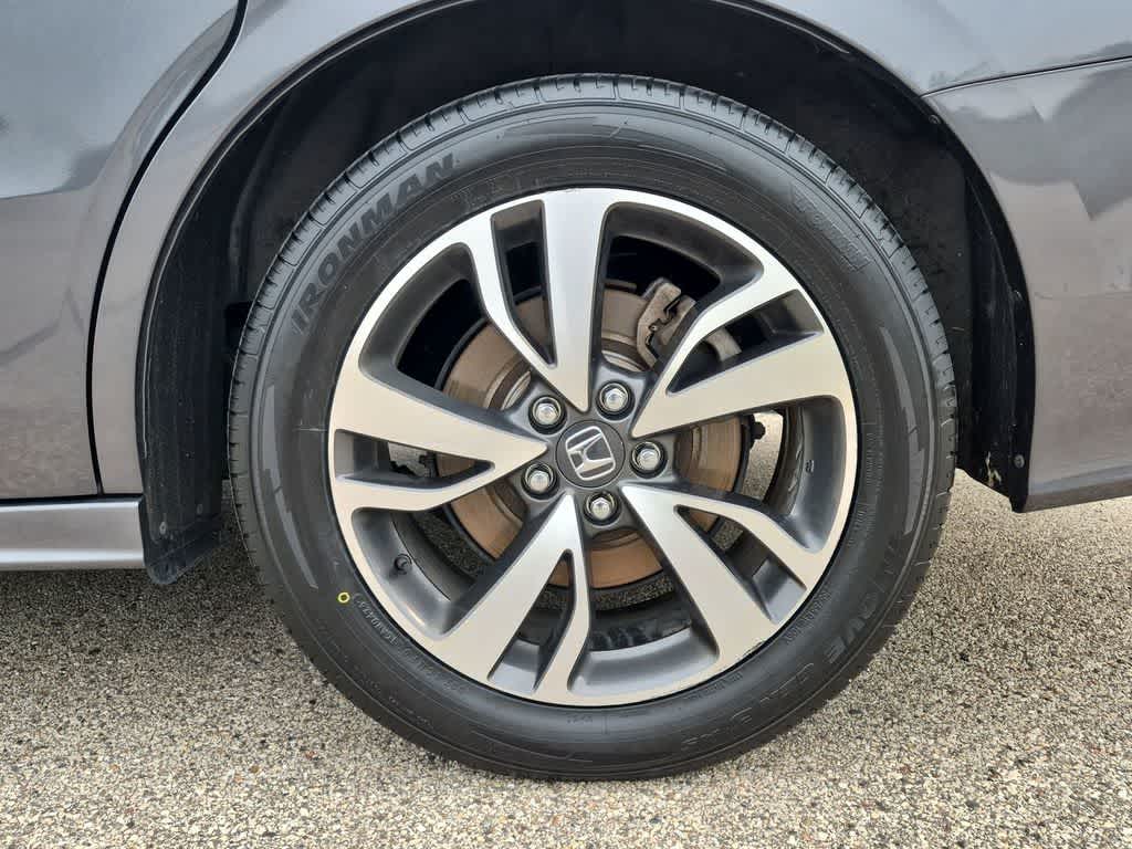 2024 Honda Odyssey Touring - Photo 15