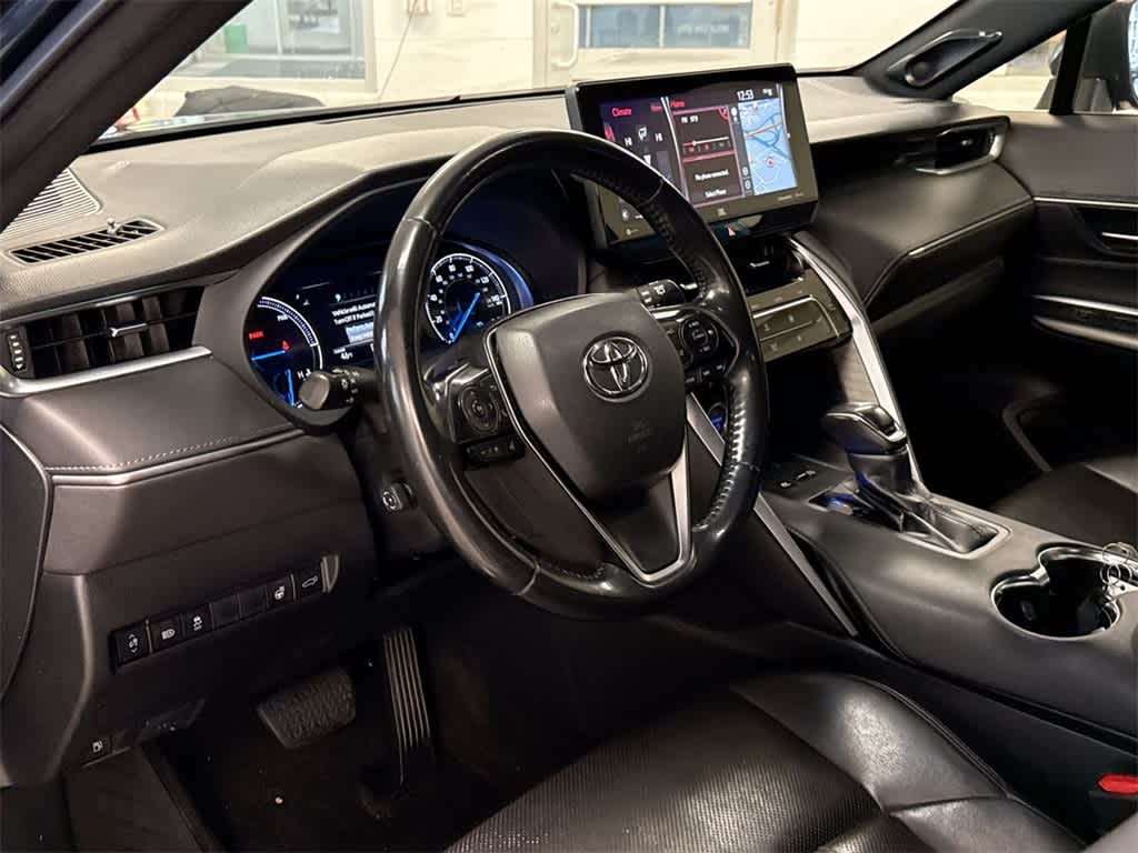 Thumbnail: 2021 Toyota Venza - 10