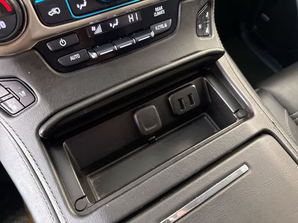 Thumbnail: 2017 GMC Yukon - 33