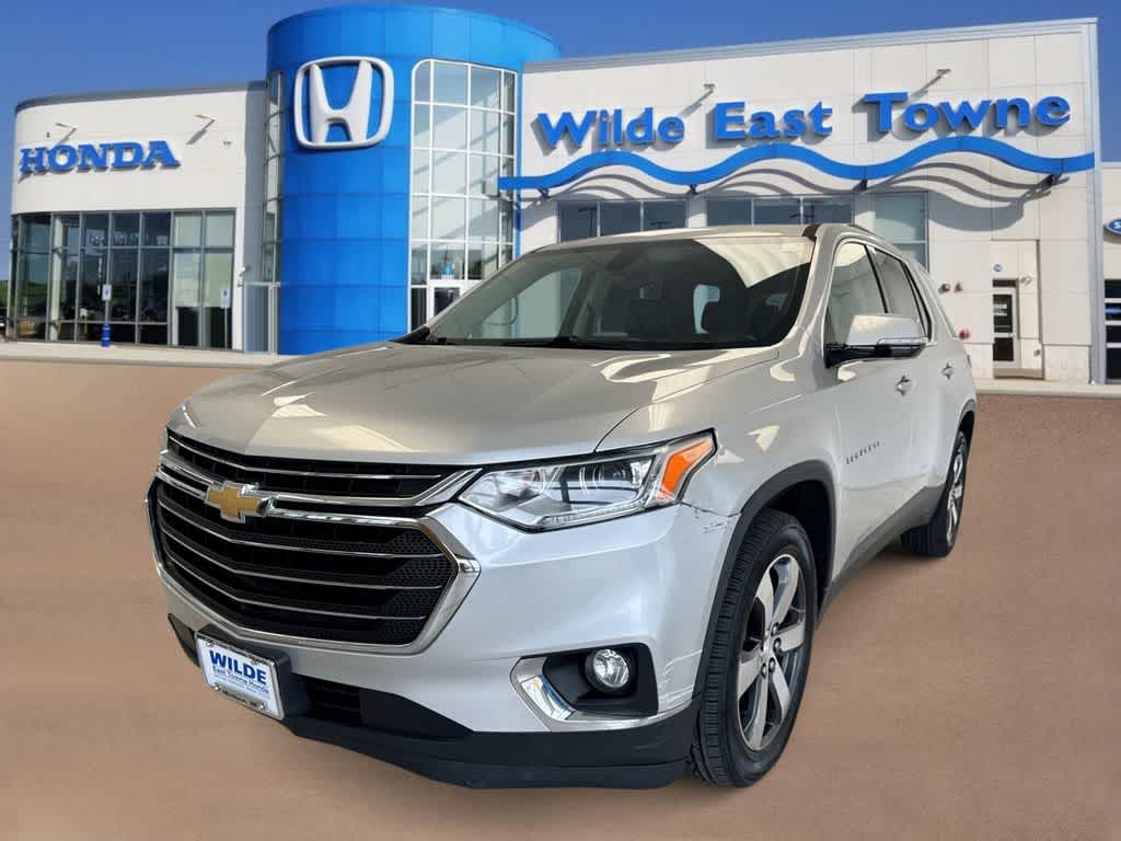 Thumbnail: 2018 Chevrolet Traverse - 4