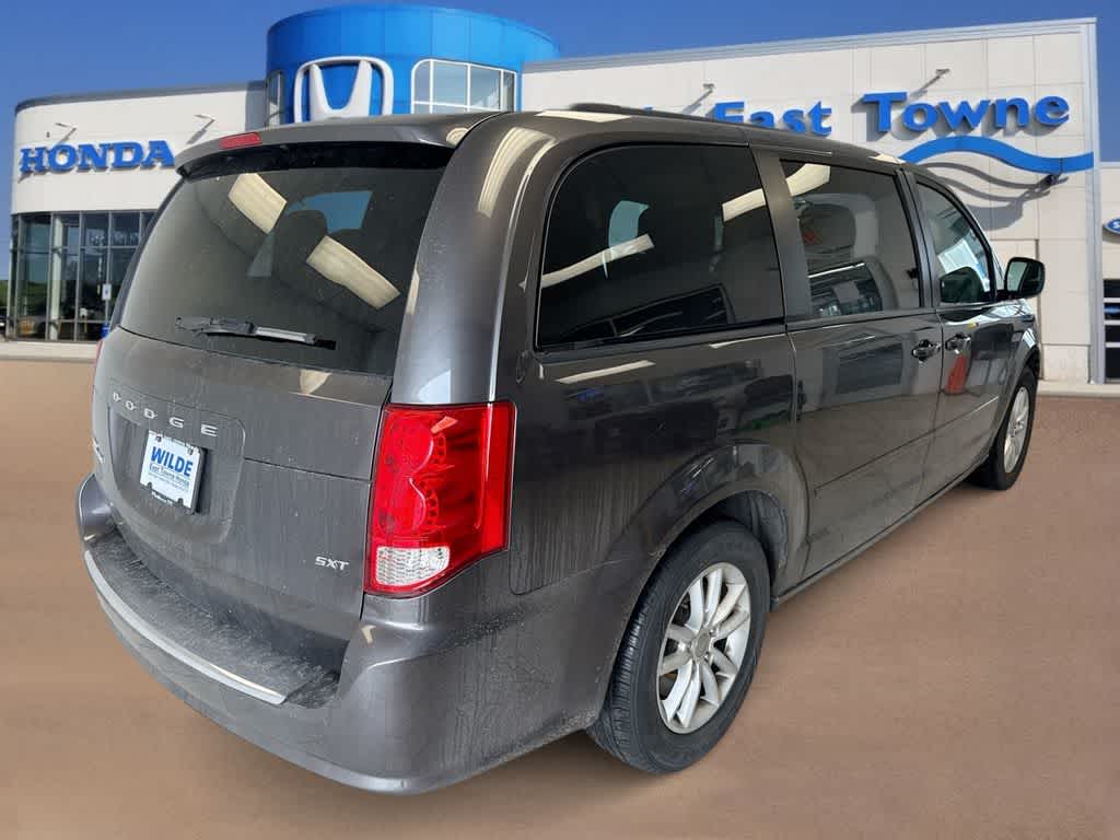 Thumbnail: 2015 Dodge Grand Caravan - 10