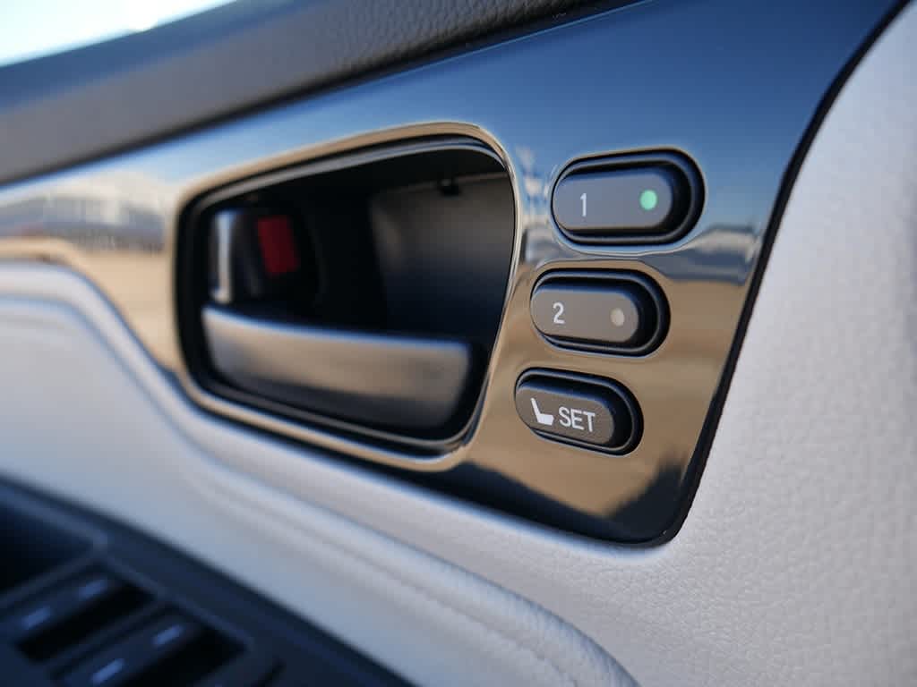 Thumbnail: 2026 Honda Odyssey - 23