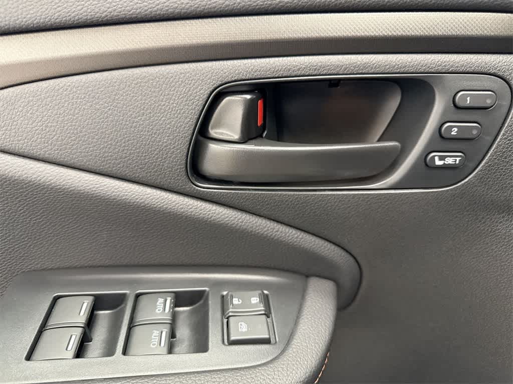 Thumbnail: 2024 Honda Ridgeline - 18