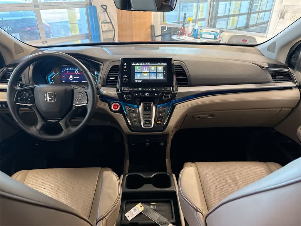 Thumbnail: 2023 Honda Odyssey - 16