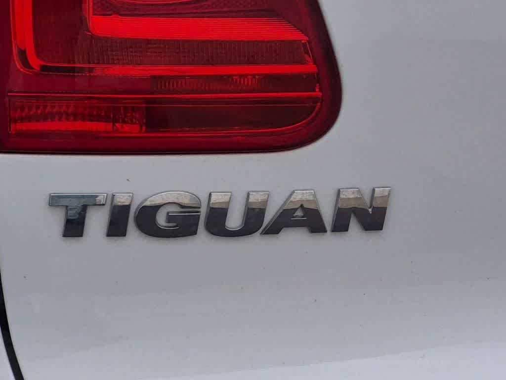 Thumbnail: 2017 Volkswagen Tiguan - 13