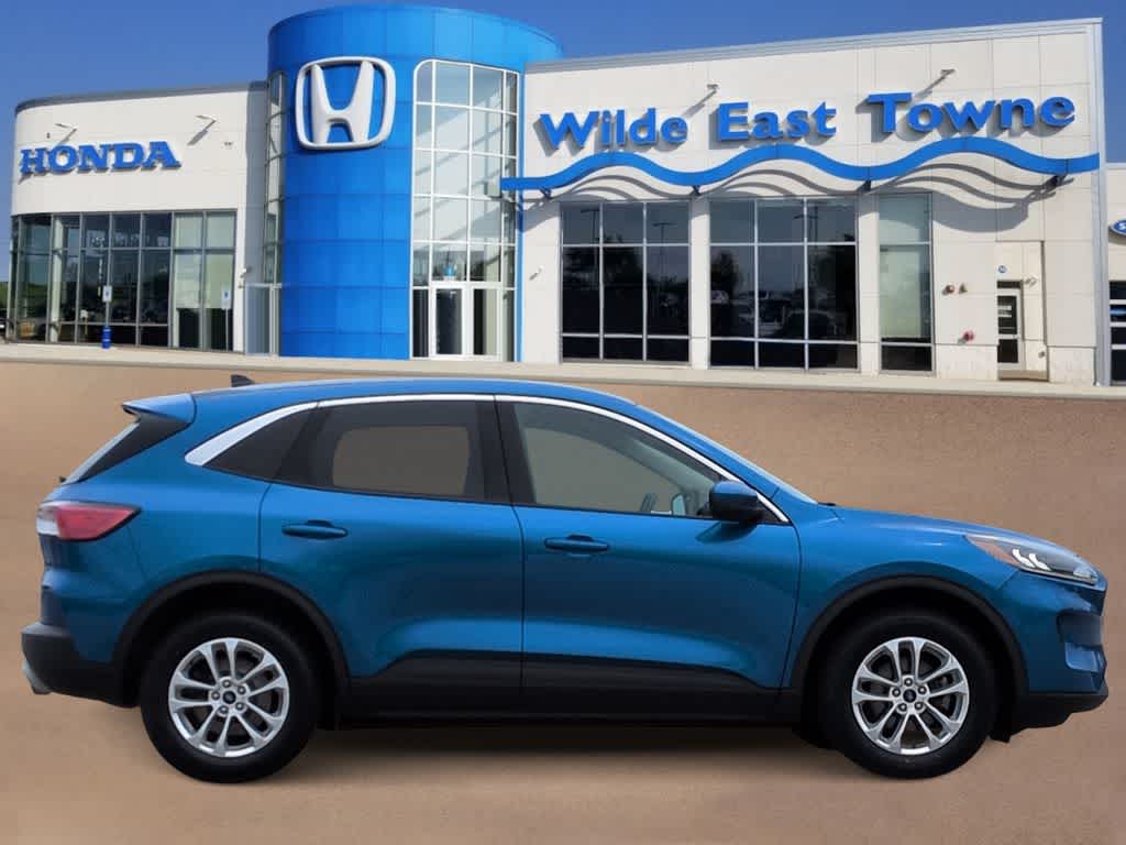 Thumbnail: 2020 Ford Escape - 9