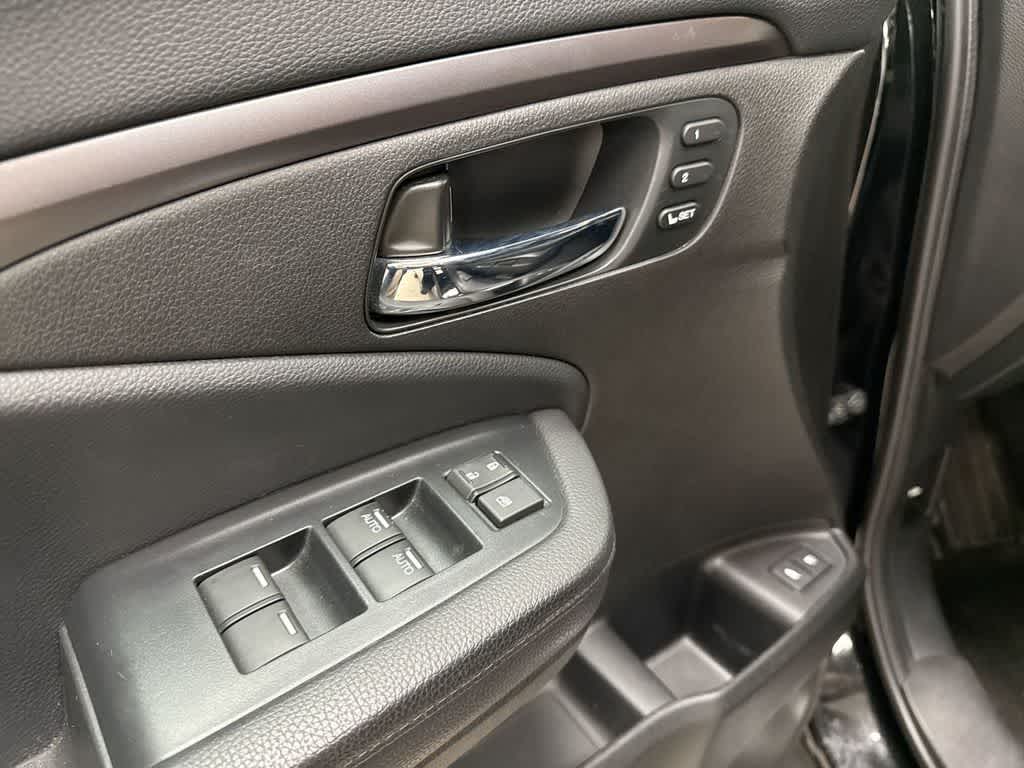 Thumbnail: 2022 Honda Pilot - 21