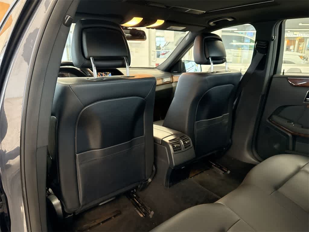 Thumbnail: 2012 Mercedes-Benz E-Class - 19