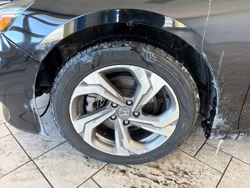 Thumbnail: 2018 Honda Accord - 14