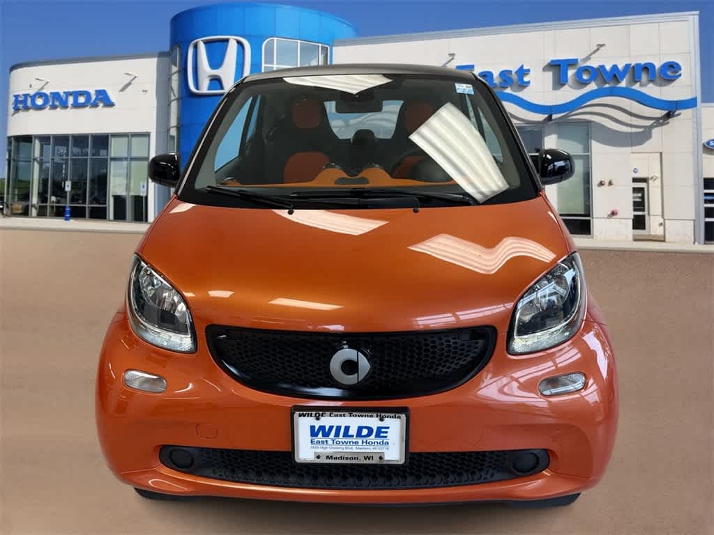 Thumbnail: 2016 smart fortwo - 3