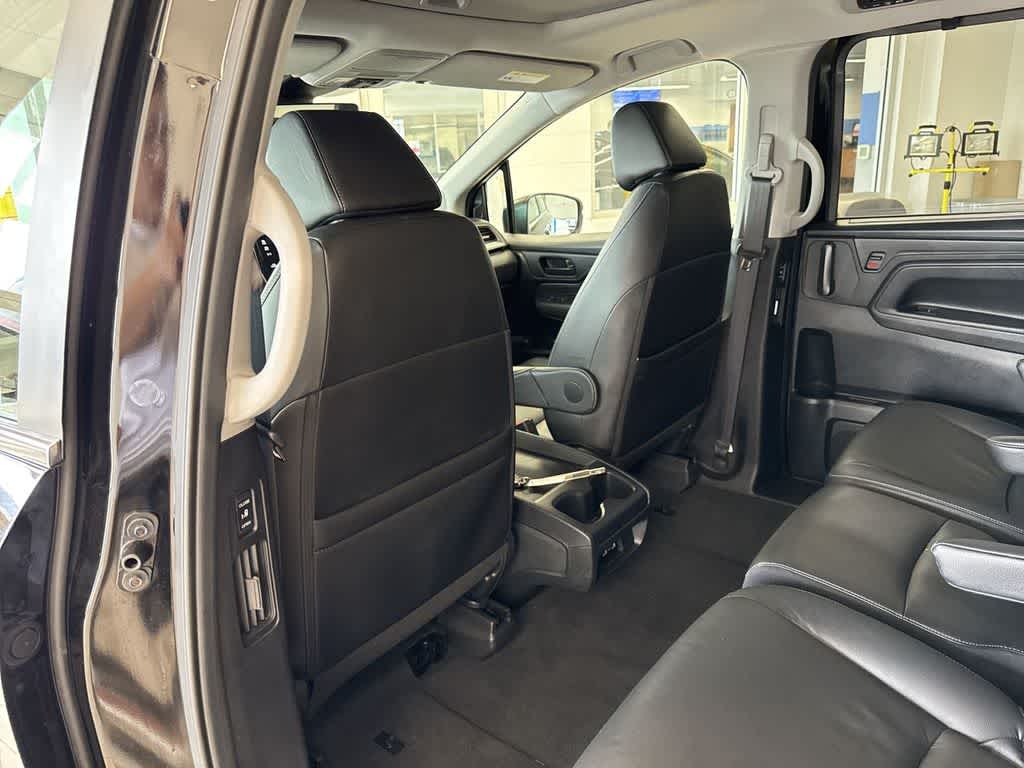 Thumbnail: 2023 Honda Odyssey - 21