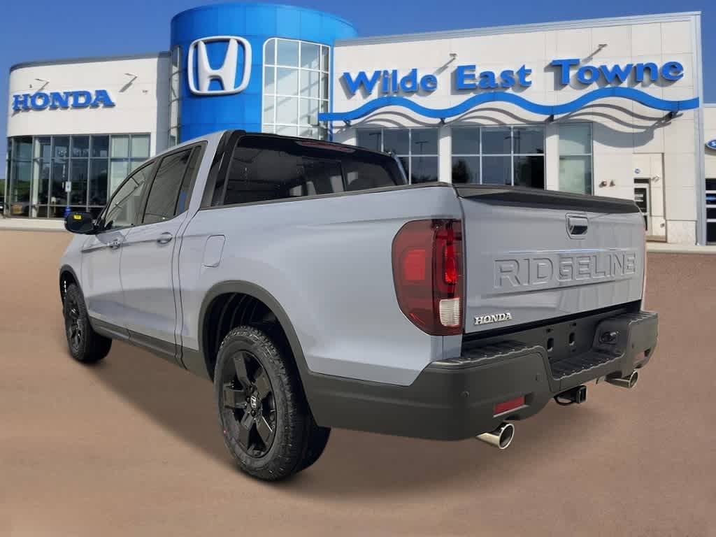 Thumbnail: 2025 Honda Ridgeline - 3