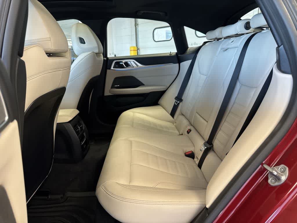 Thumbnail: 2025 BMW i4 - 22