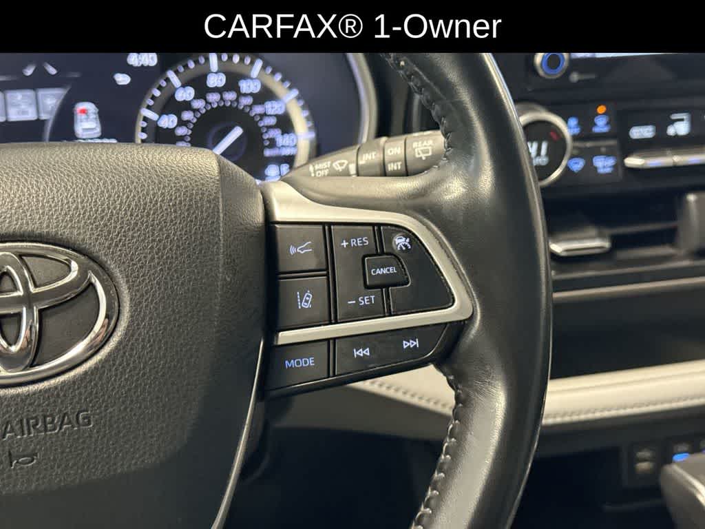 Thumbnail: 2022 Toyota Highlander - 28