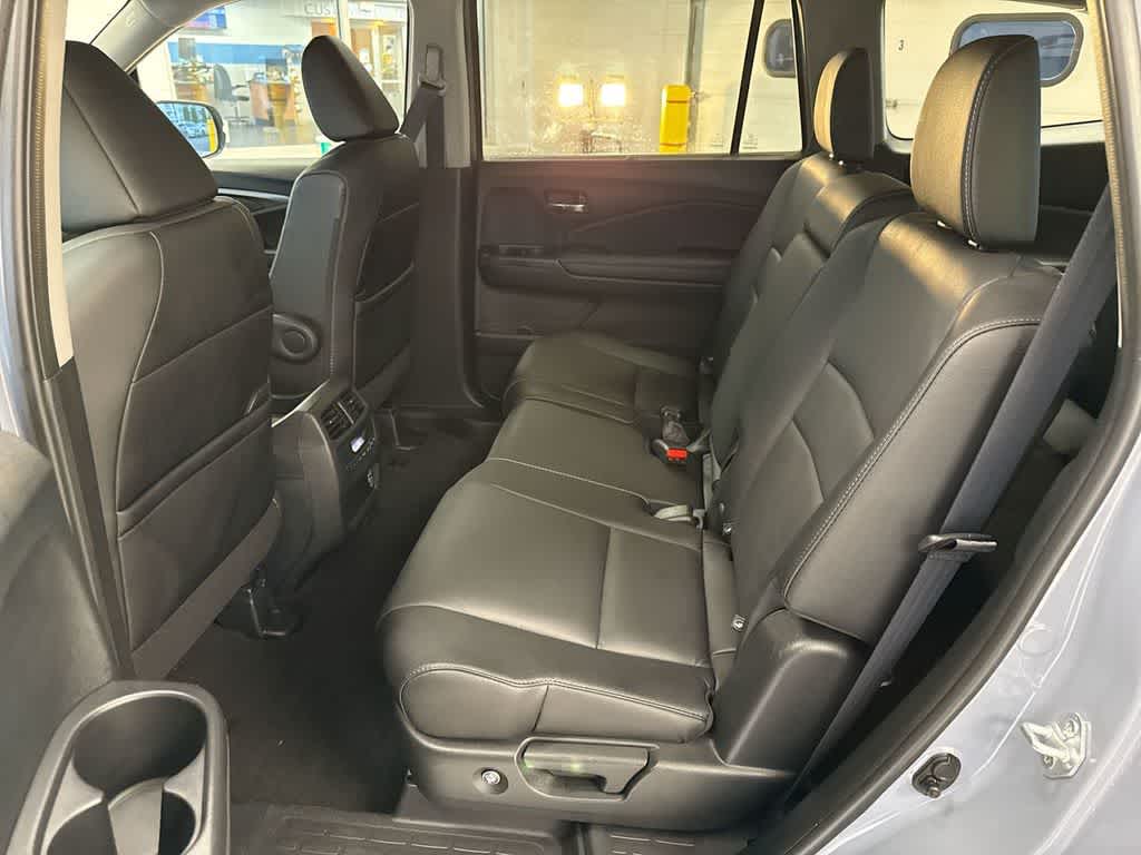 Thumbnail: 2022 Honda Pilot - 23