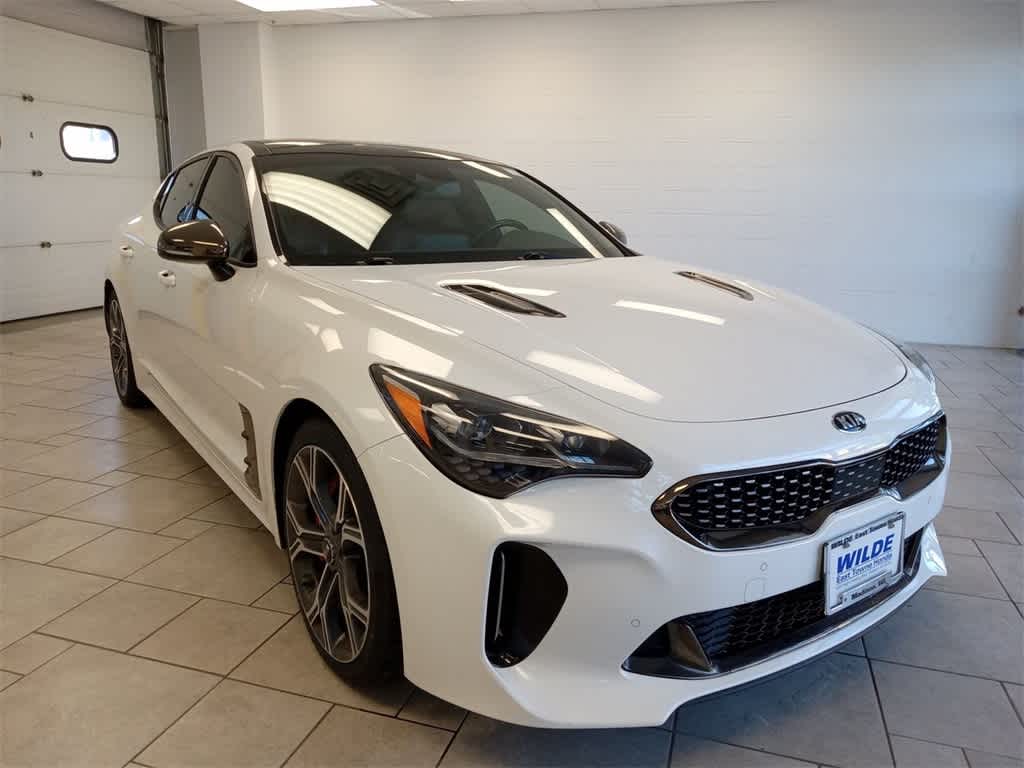 2021 Kia Stinger GT1 16