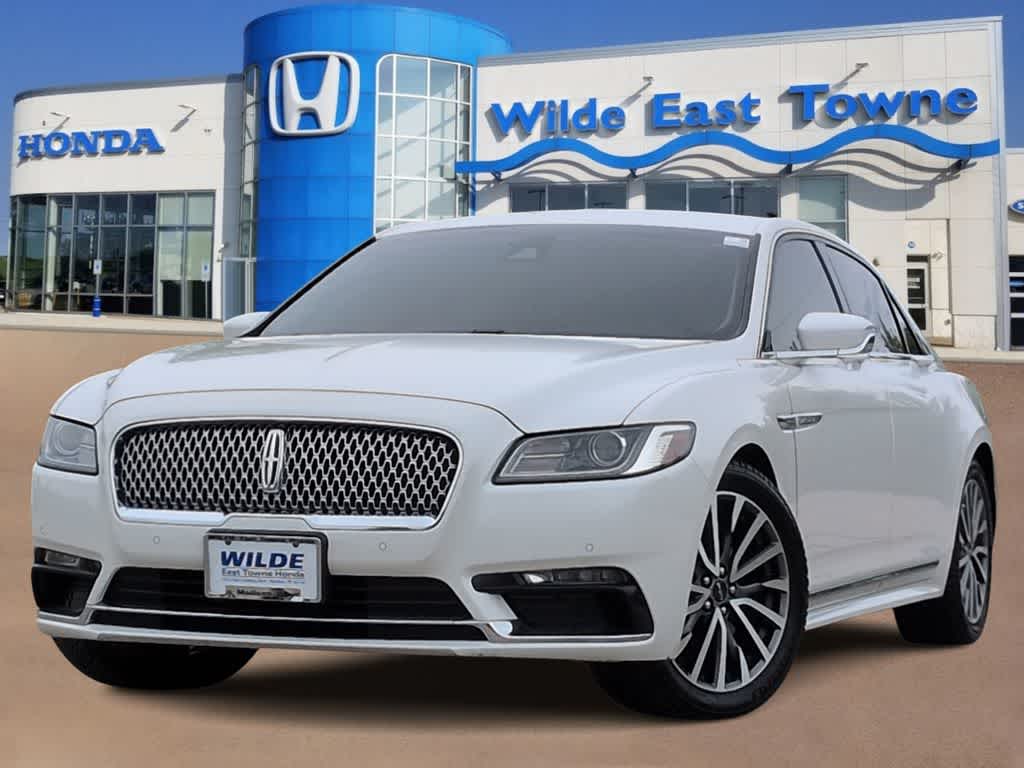 2019 Lincoln Continental Select FWD's photo