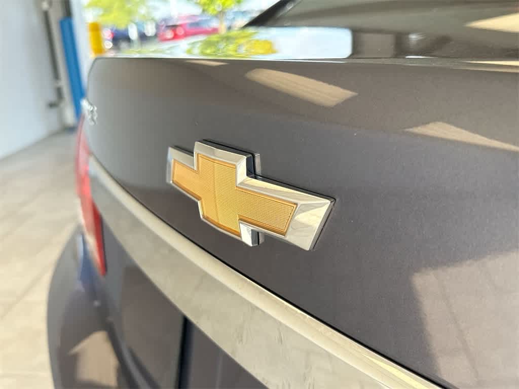 Thumbnail: 2014 Chevrolet Cruze - 12