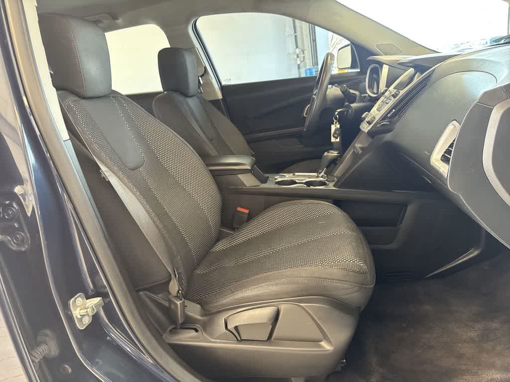 Thumbnail: 2016 Chevrolet Equinox - 21