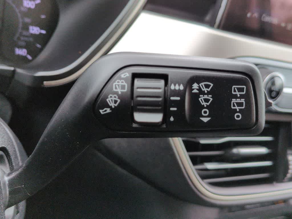 Thumbnail: 2020 Ford Escape - 25