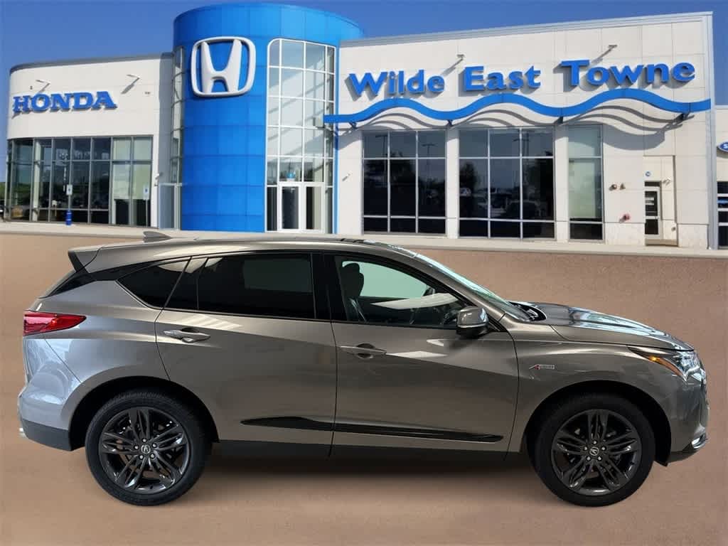 Thumbnail: 2024 Acura RDX - 9